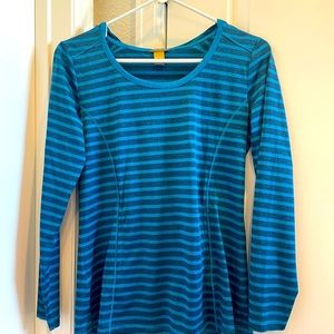 Eddie Bauer Blue Striped Women’s Longsleeve Top